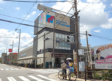 万代住吉沢ノ町店　徒歩10分（800ｍ）